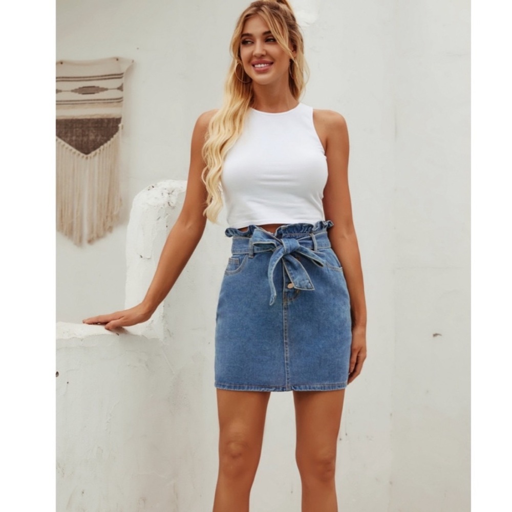 REFORMATION Sandia Skirt in Inari Blue Denim Size 24 NWOT